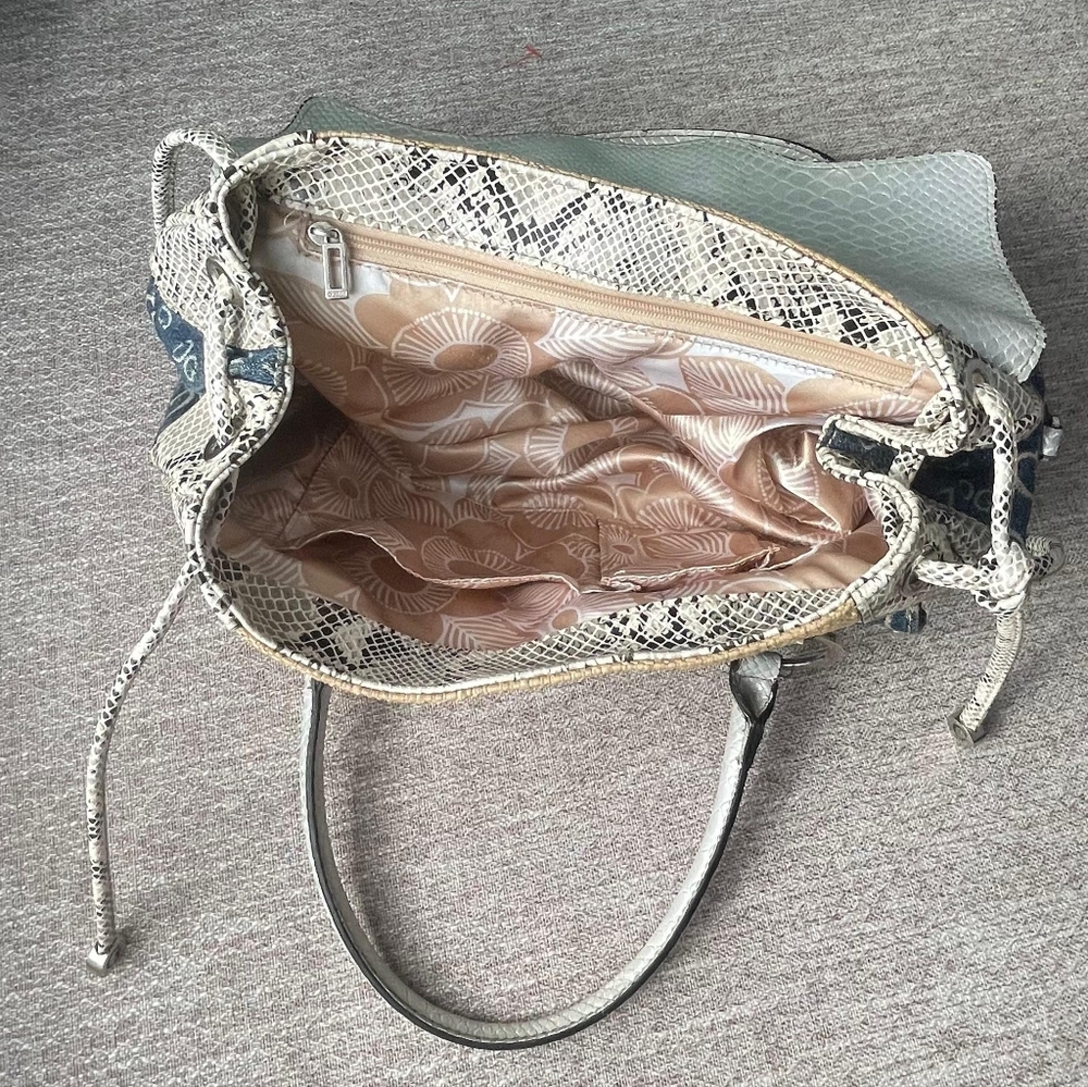 GUESS Vintage Y2K Denim & Straw Handbag • Boho Luxe Mini Bag - Picture 3 of 8